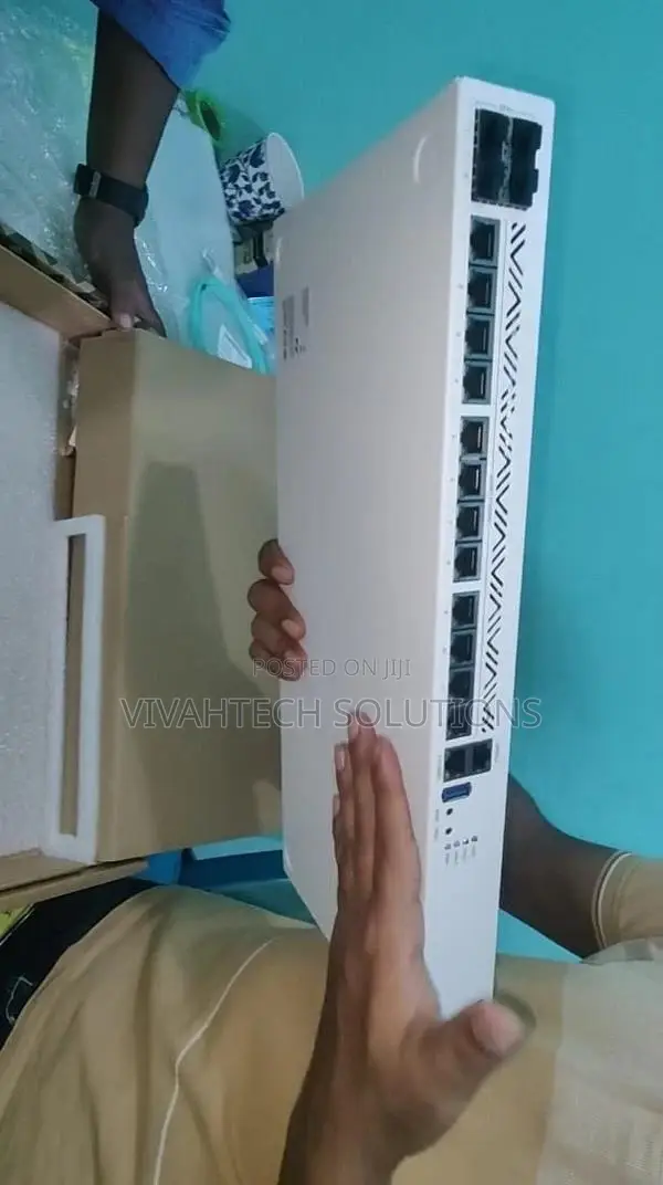 Mikrotik Cloud Core Router Ccr2116-12g-4s+ 12 Port