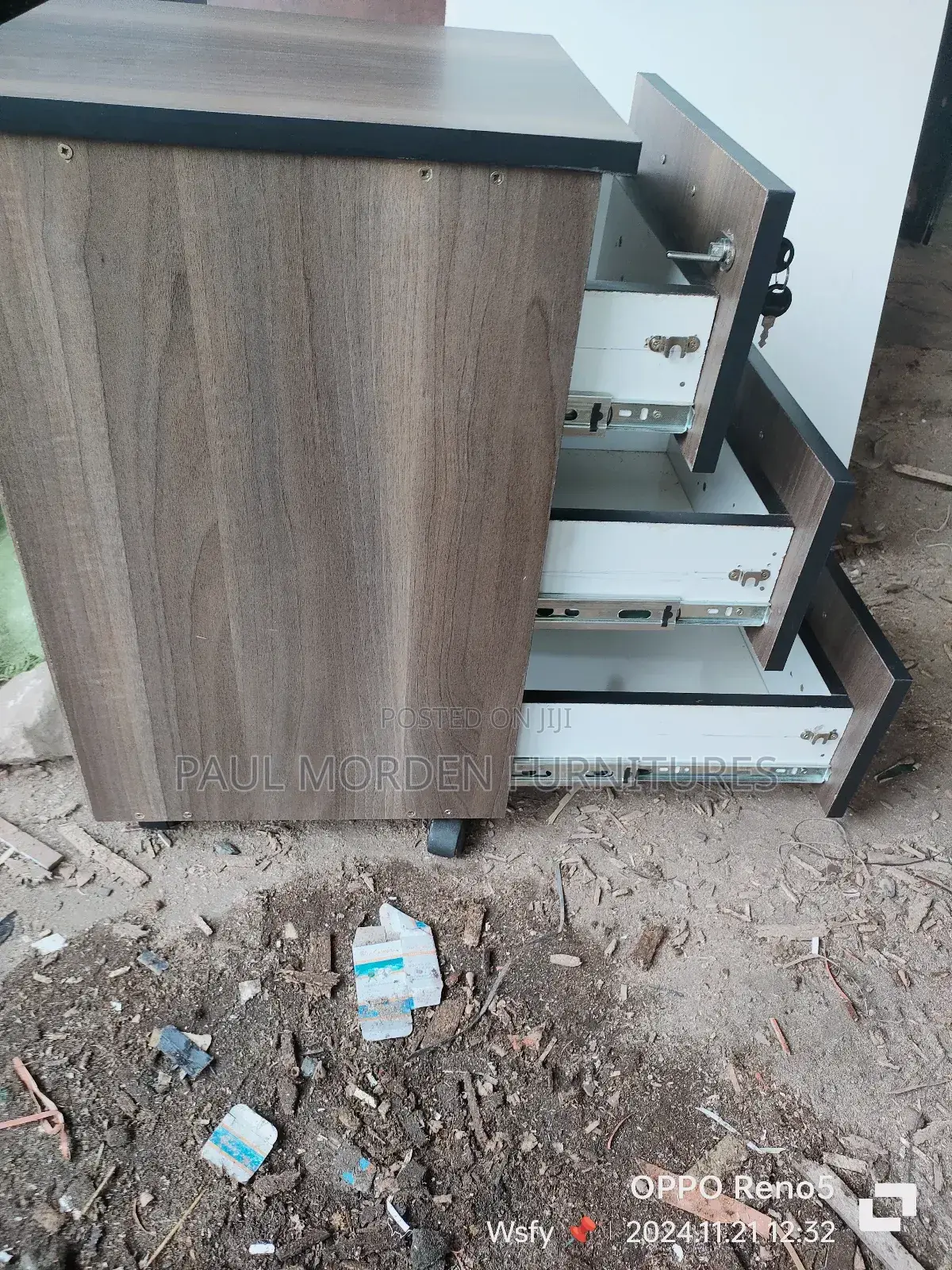 Filling Movable Drawers