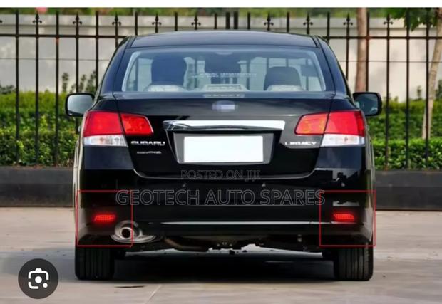 Subaru Br9 Rear Reflectors