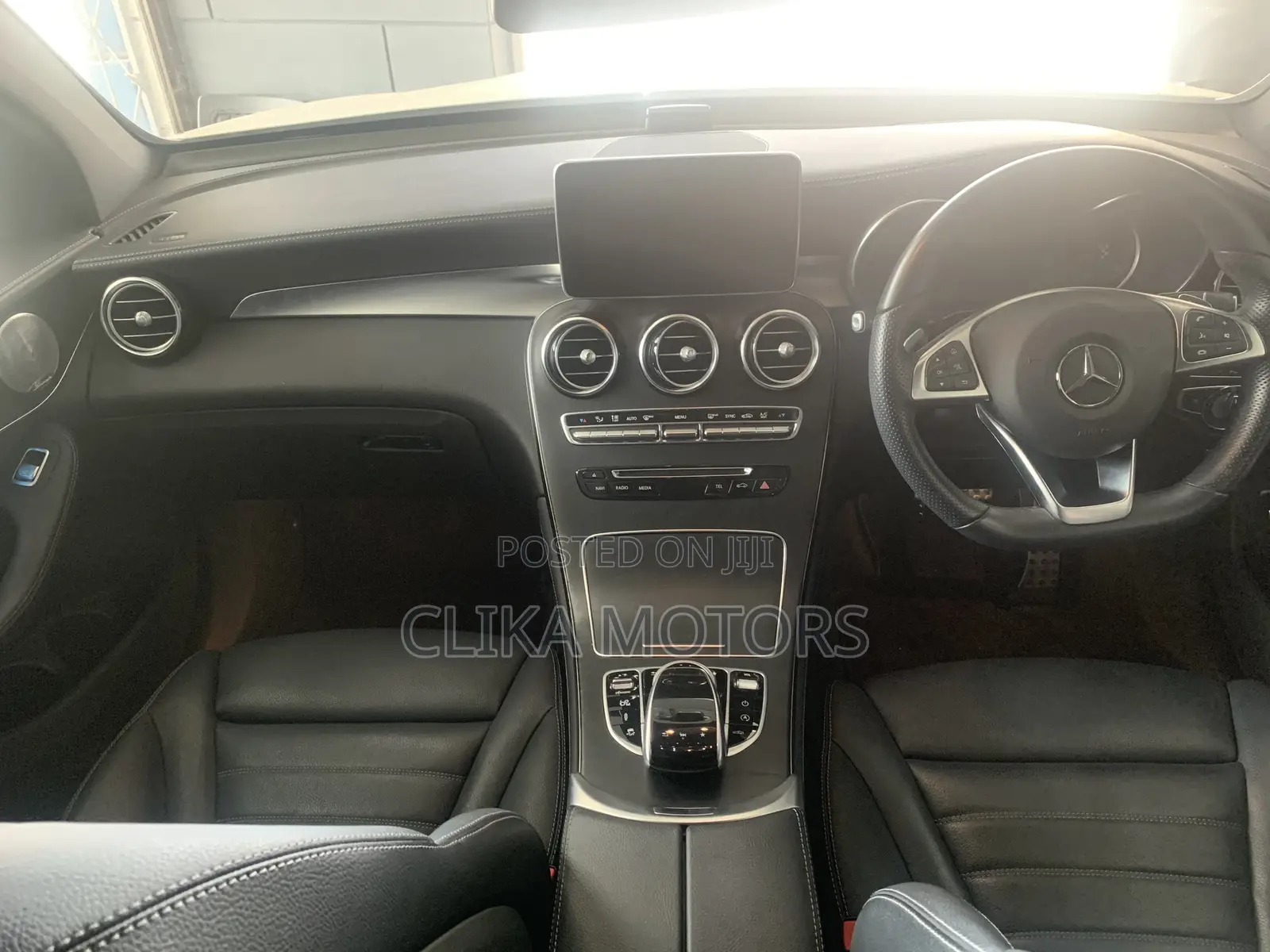 Mercedes-Benz GLC-Class 2017 Off white