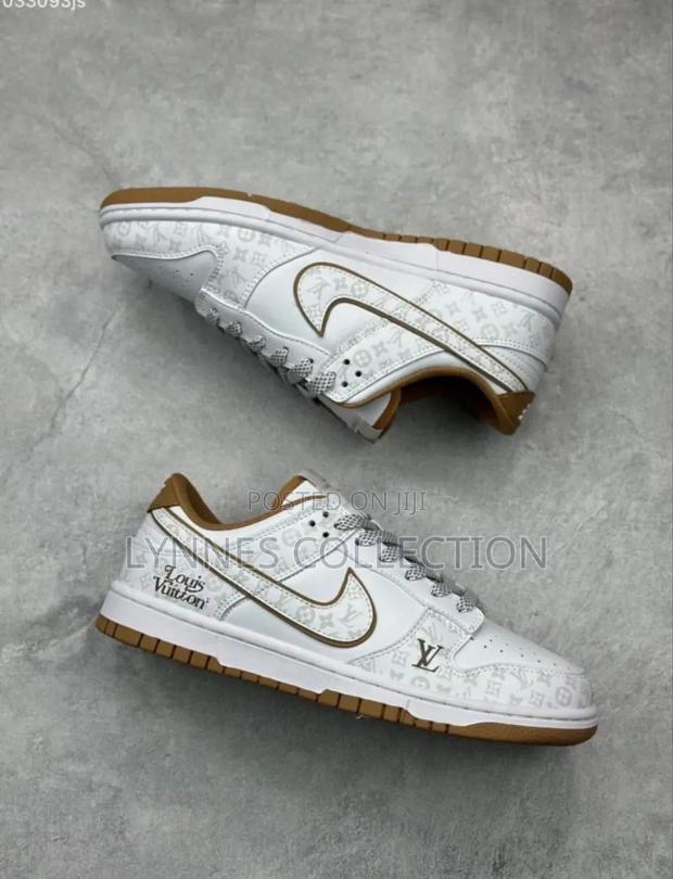 Sb Dunk Lv Sizes 40 -45 - thumbnail 2