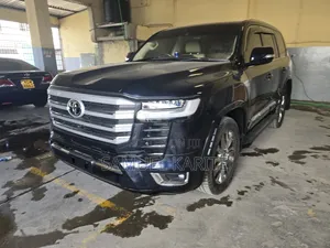 Toyota Land Cruiser 2023 Black