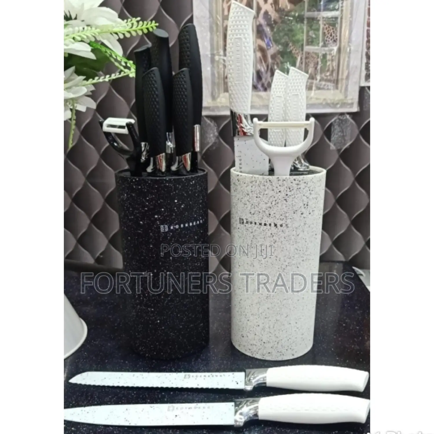 Edenberg Finest With Knives and Graters of Different Sizes