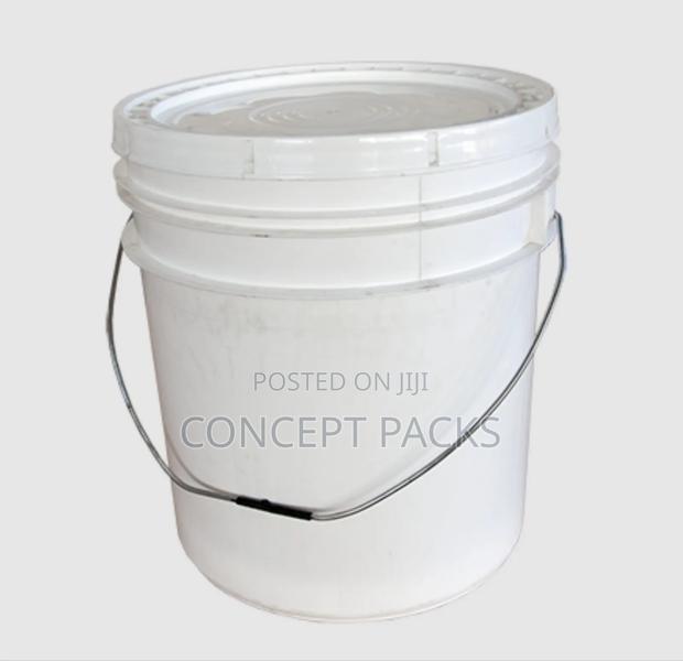 Industrial Bucket 20l With Lid White