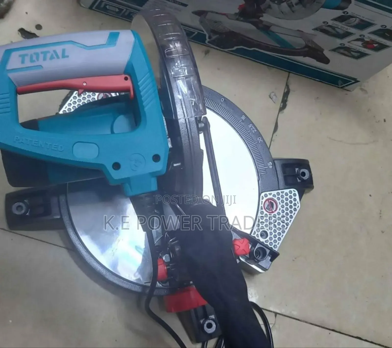 1400 Watts Total Miter Saw