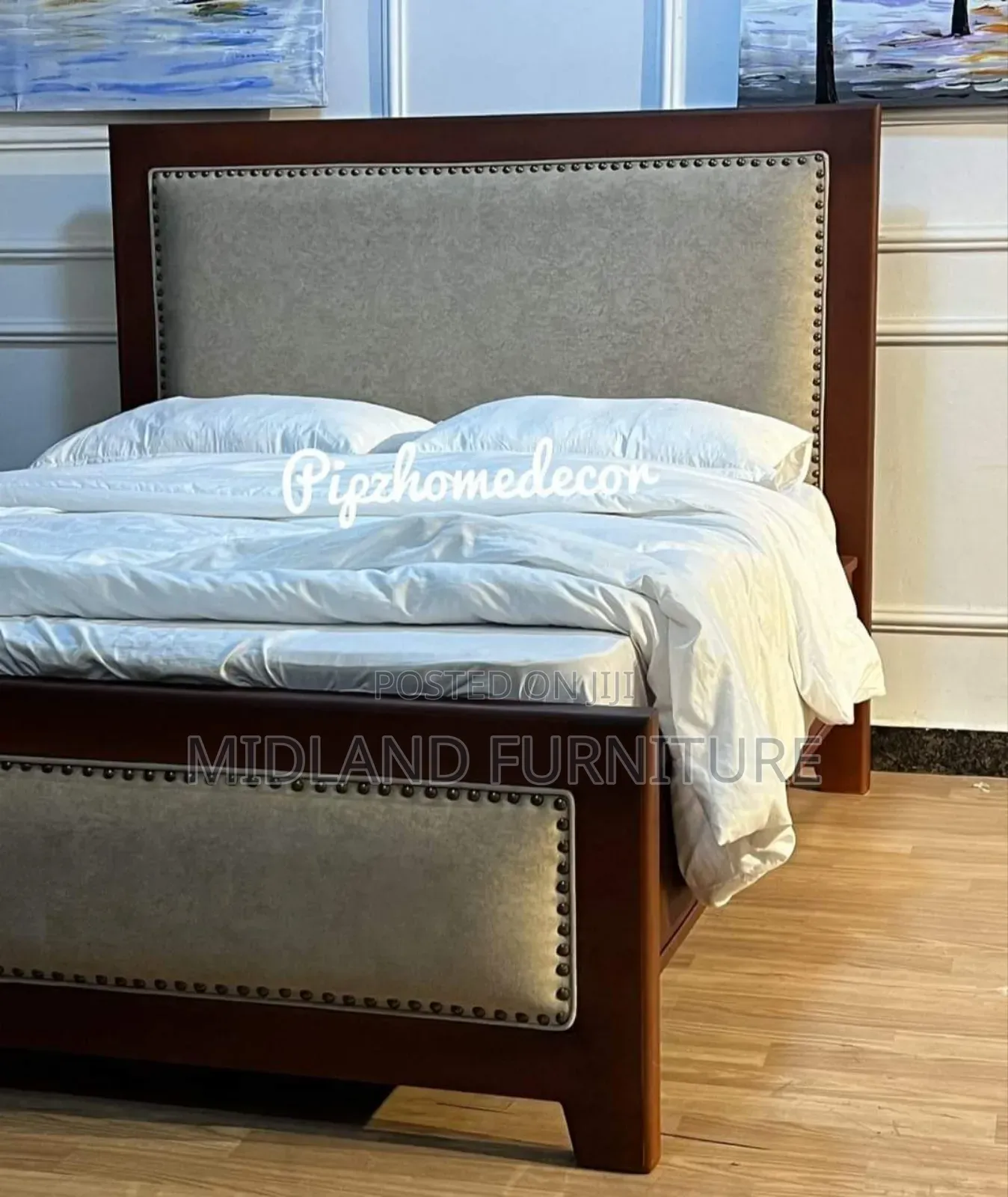 Wooden Queen Bed With Fabric Uphostery