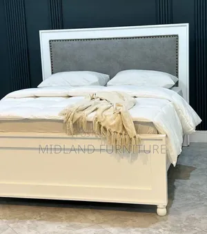 Wooden Queen Bed With Fabric Uphostery