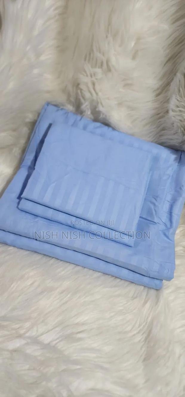 Stripped Cotton Bedsheet - thumbnail 3