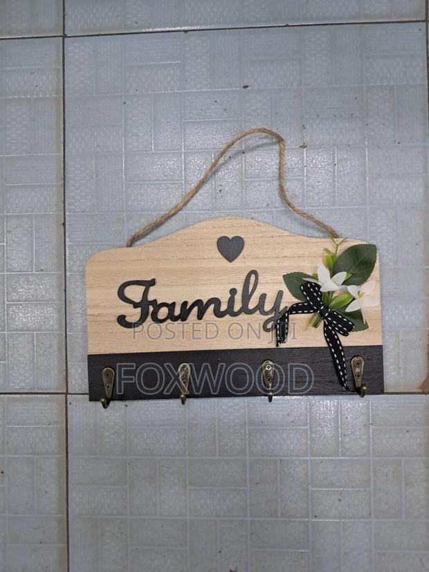 Wooden Home Decor Key Holder . - thumbnail 5