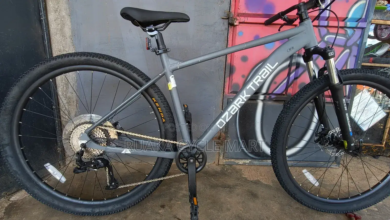 Ozark Traill 29er With 1 by Group Set