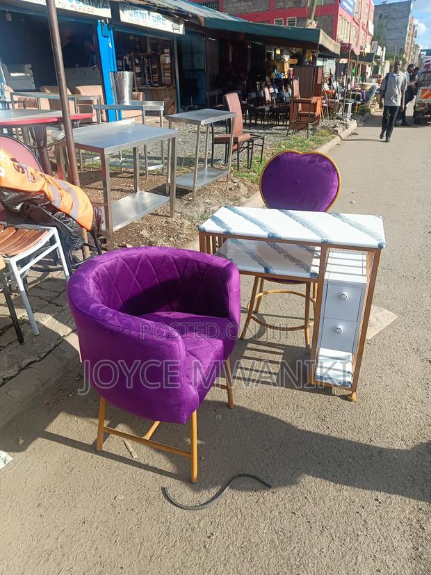 Manicure Set, Love Seat, Styling, Marble Table - thumbnail 3