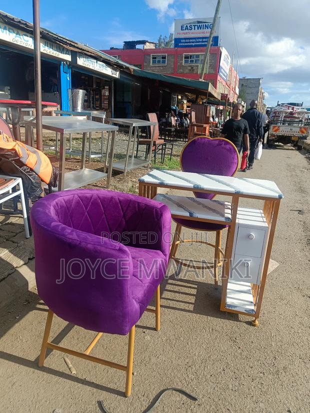 Manicure Set, Love Seat, Styling, Marble Table - thumbnail 4