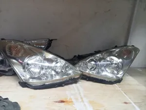 Ex Japan Wish 2000-2003 Headlights Non Xenon.