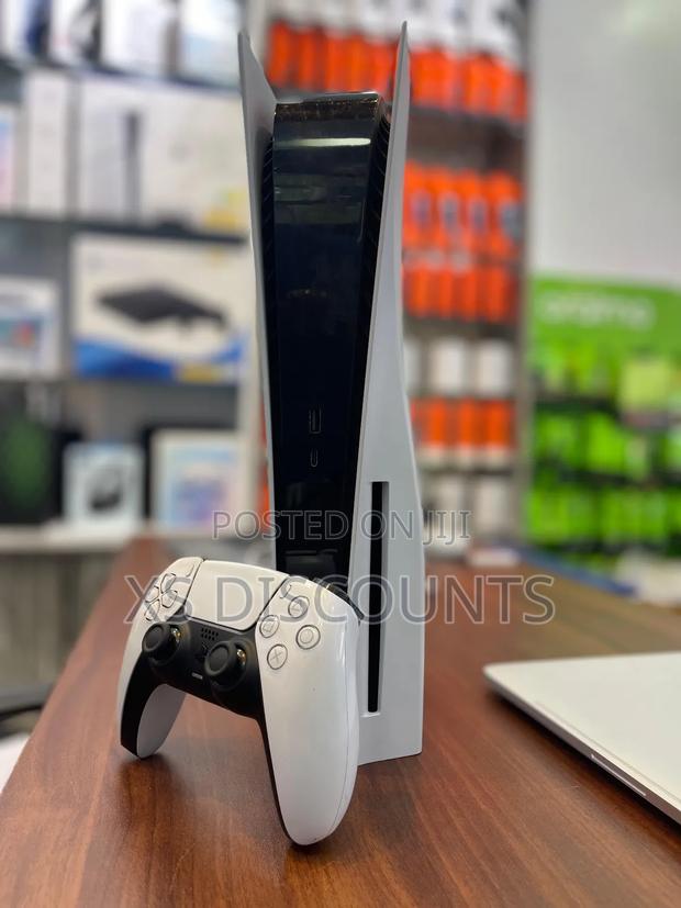 Pre Owned Standard Playstation Five.