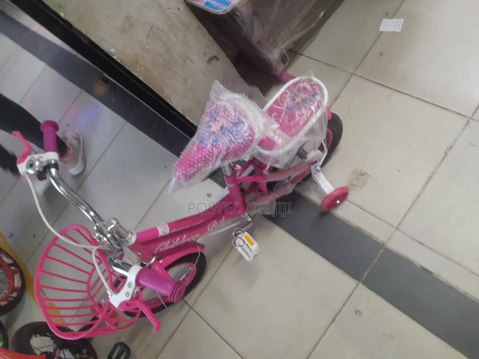  Easy Learning Size 12 Kids' Bicycle for Young Riders