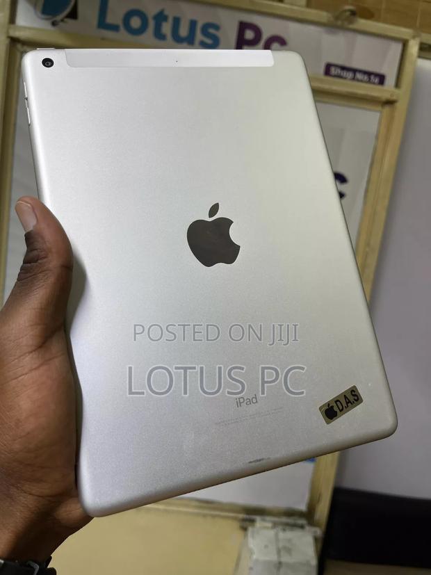 Apple iPad Pro 32 GB Silver - thumbnail 2