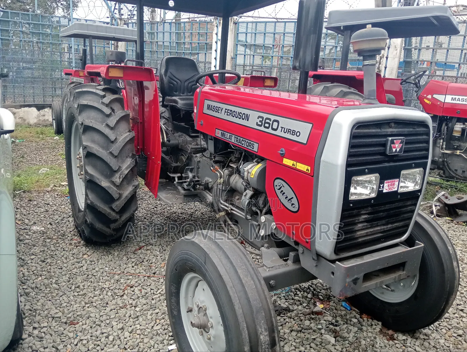 Massey Ferguson Tractor 360