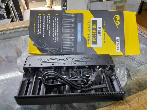 Batteries Charger - thumbnail 2