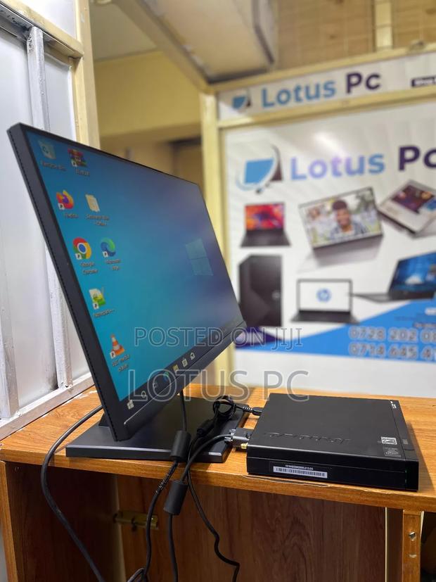 Desktop Computer Lenovo ThinkCentre M93 4GB Intel Core I5 HDD 500GB - thumbnail 3