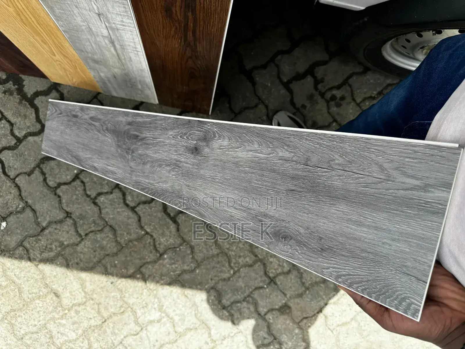 Luxury SPC Flooring Tile Interlocking