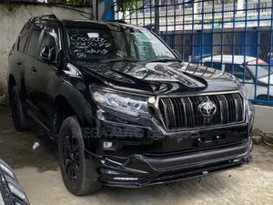 Toyota Land Cruiser Prado 2022 Black