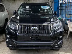 Toyota Land Cruiser Prado 2022 Black