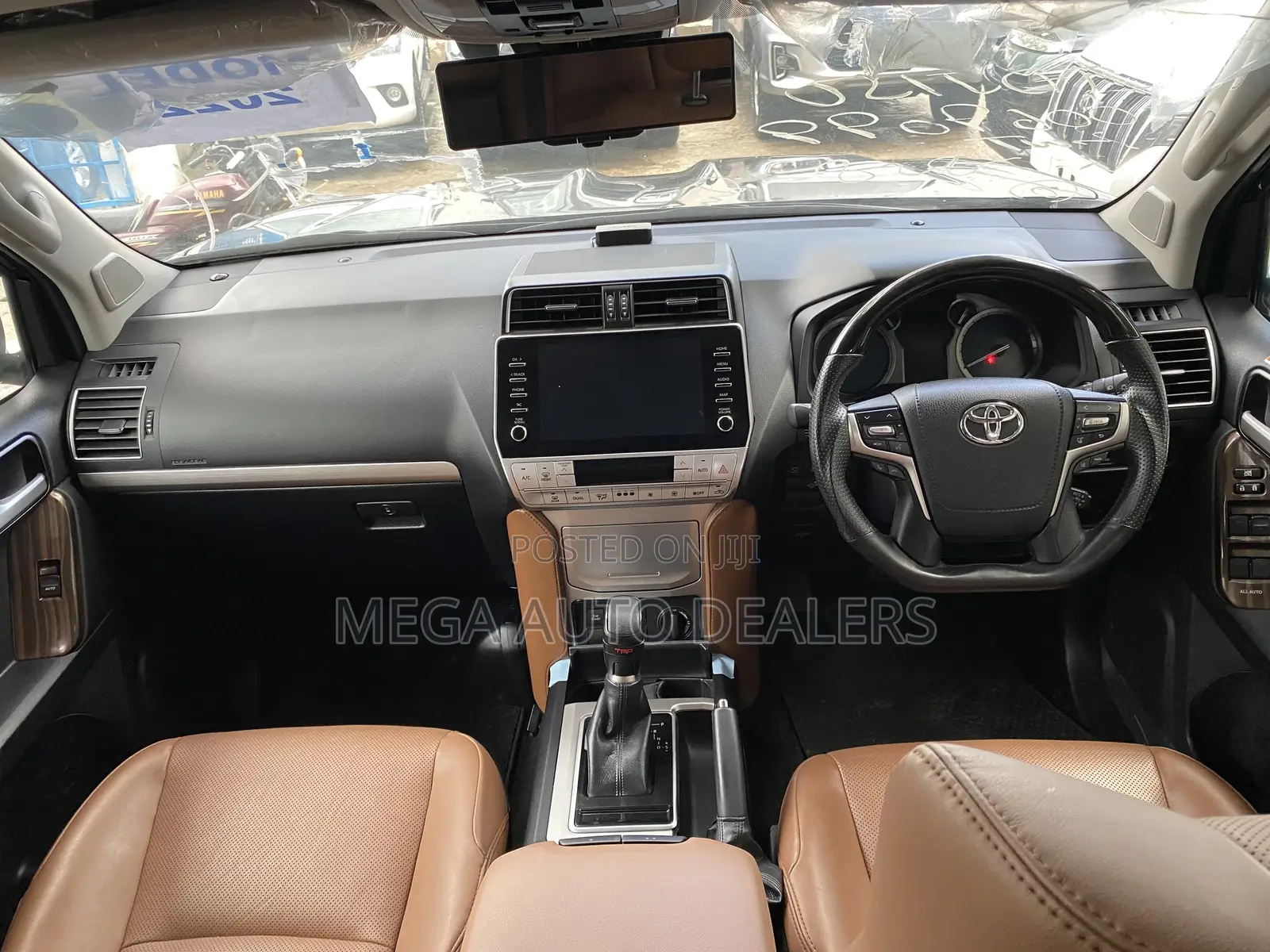 Toyota Land Cruiser Prado 2022 Black