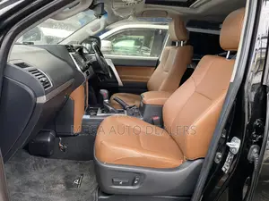 Toyota Land Cruiser Prado 2022 Black