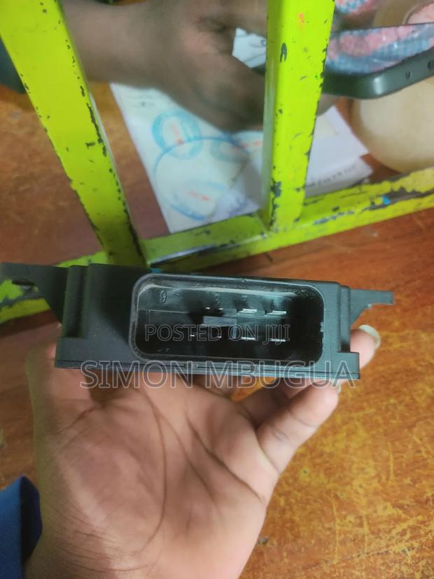 MAZDA CX5 Genuine OEM Converter ,DC/DC Control Module - thumbnail 2