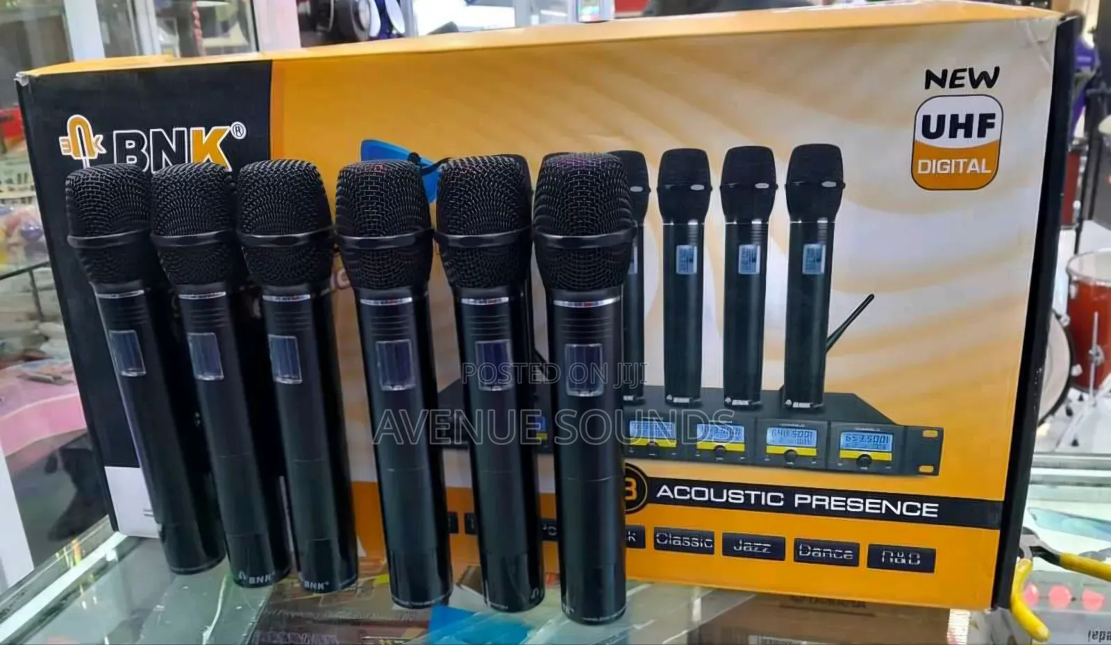 BNK 6in1 Wireless Microphones