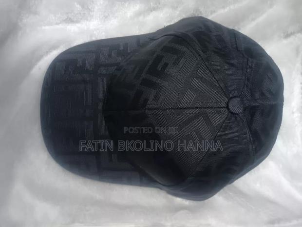 Unisex Caps Designer - main view