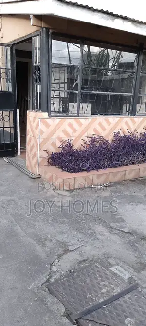 3bdrm House in Nairobi West for rent