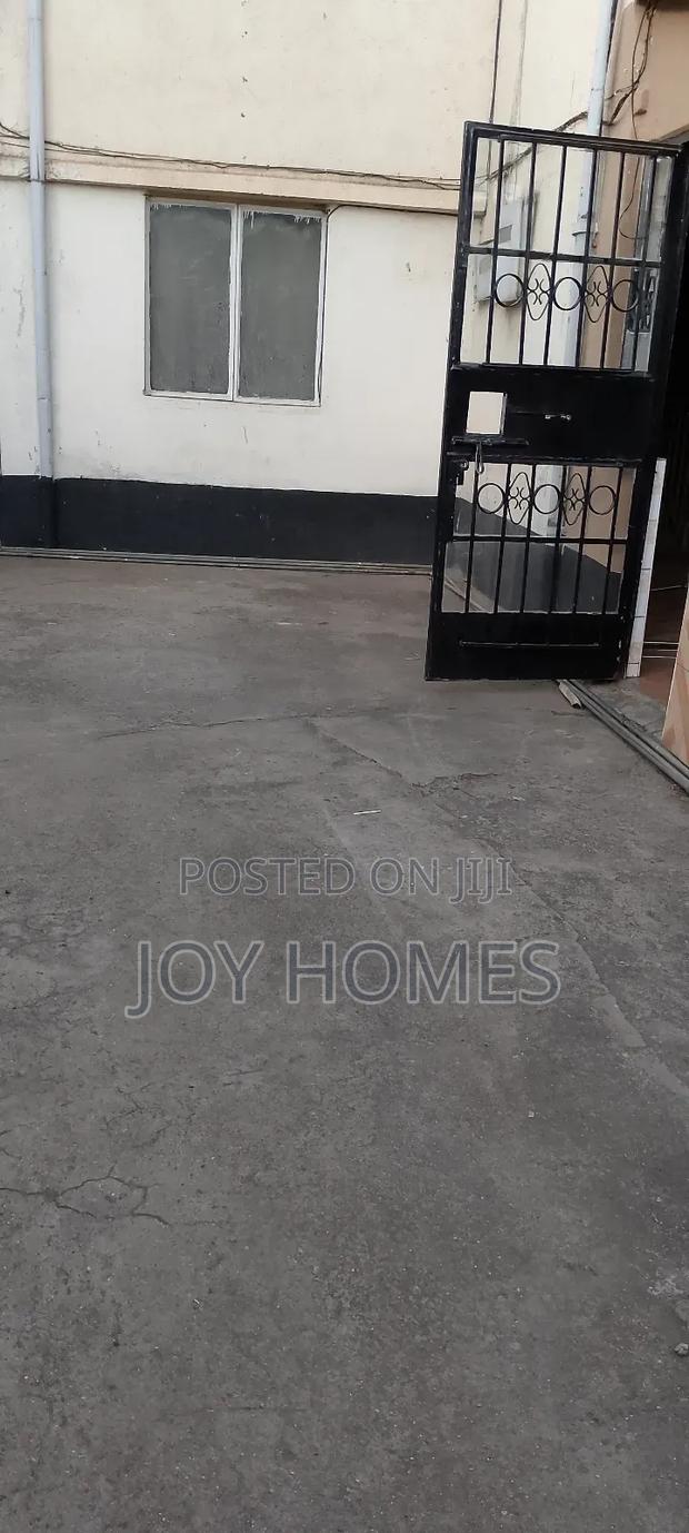3bdrm House in Nairobi West for rent