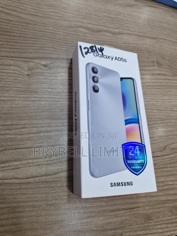 New Samsung Galaxy A05s 128 GB Silver