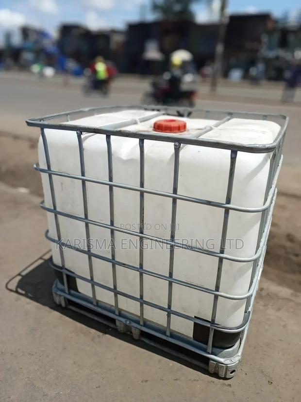 1000L Metallic Water Tanks - thumbnail 2