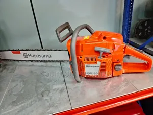 Husquvarna Chainsaw 272