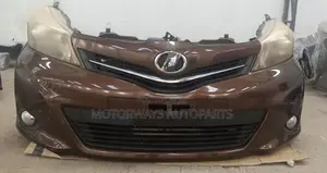 Toyota Vitz Jewela 2011-2014 Nosecut