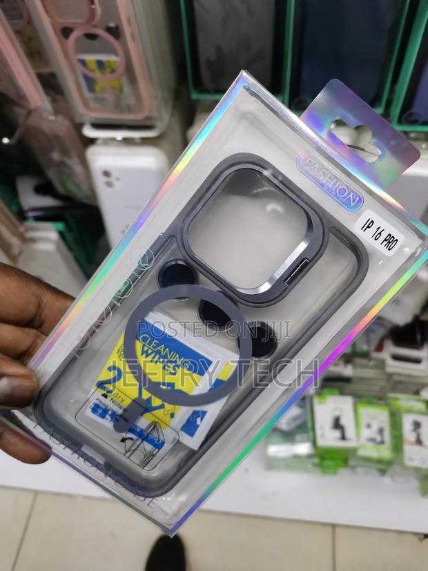 Magsafe Clear Case for 16 Pro With Lens Protector-Gray Edges - thumbnail 3