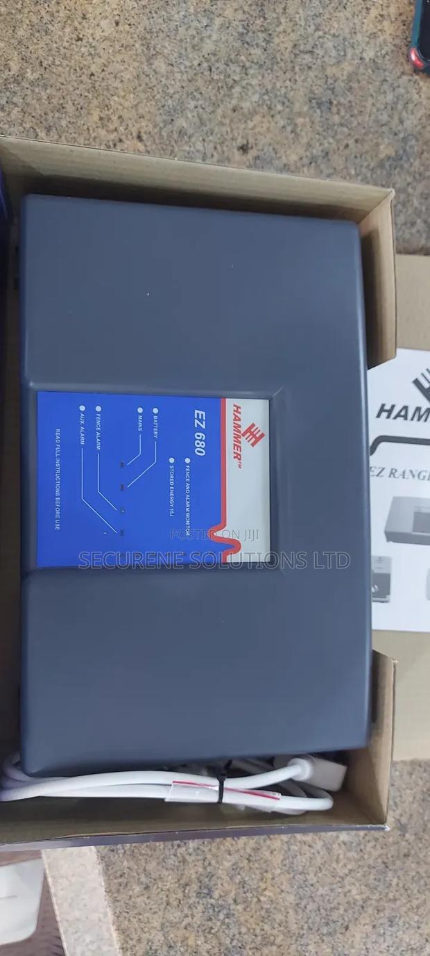 HAMMER Ez 680 Electric Fence Energizer