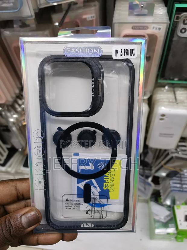 Magsafe Clear Case With Lens Cover for 15 Pro Max-Black Edge - thumbnail 4