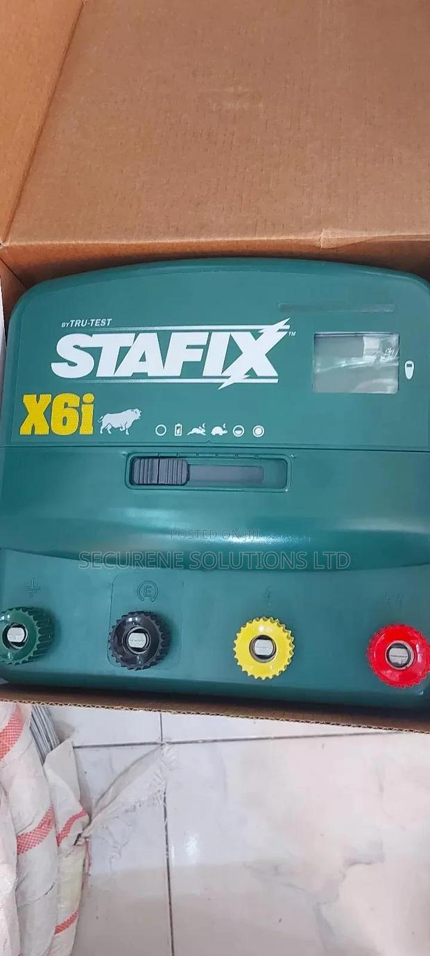 Stafix X6i Unigizer Electric Fence Energizer
