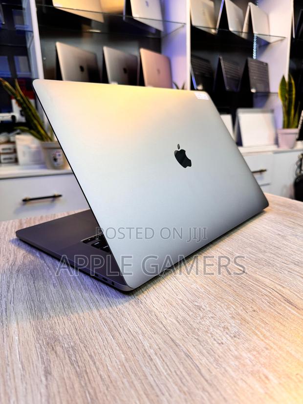 Laptop Apple MacBook Pro 16GB Intel Core I9 SSD 1T - thumbnail 3