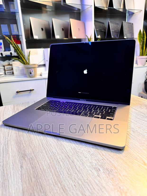 Laptop Apple MacBook Pro 16GB Intel Core I9 SSD 1T - thumbnail 4