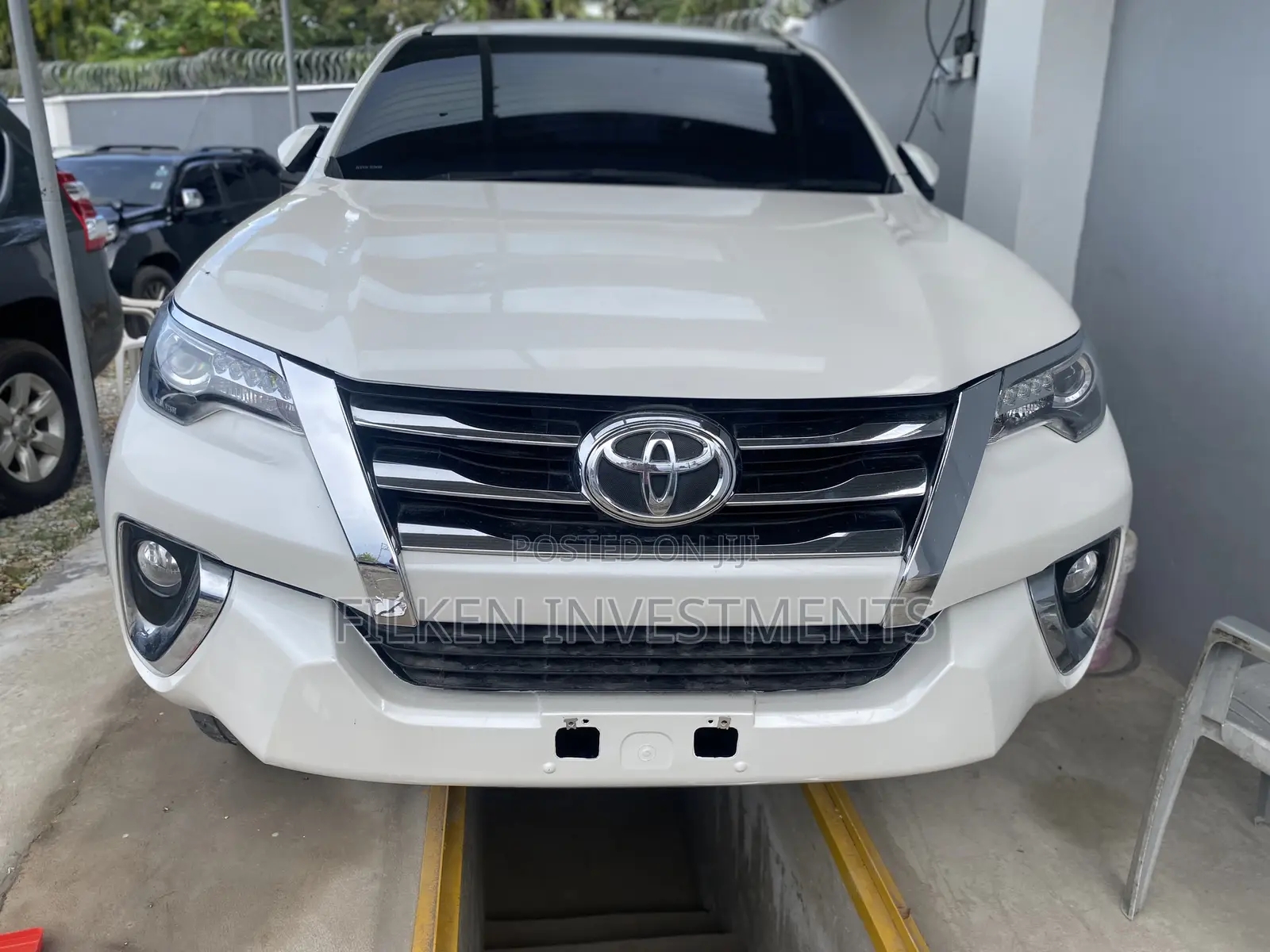 Toyota Fortuner 2.8 D AWD 2016 White
