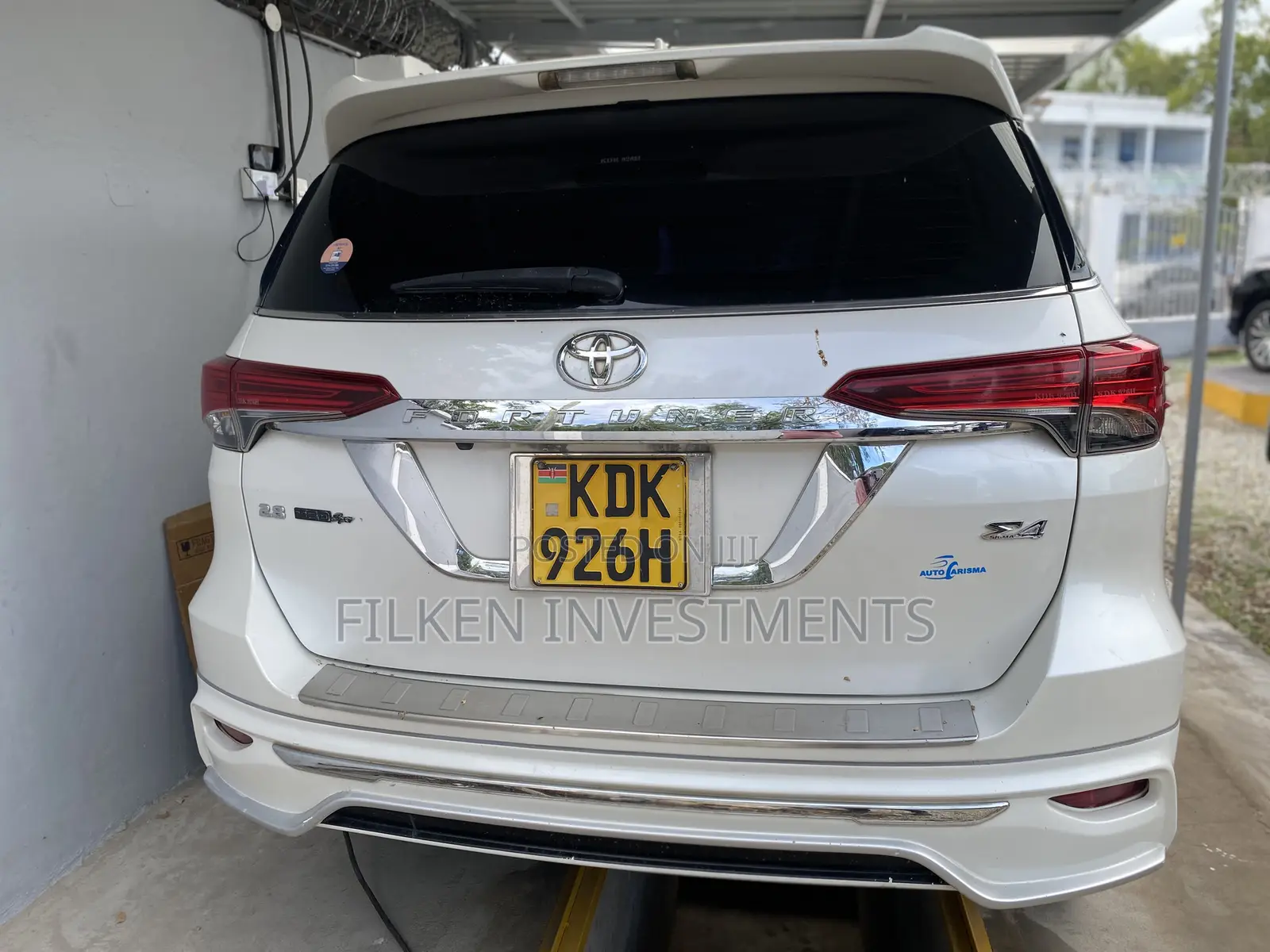 Toyota Fortuner 2.8 D AWD 2016 White