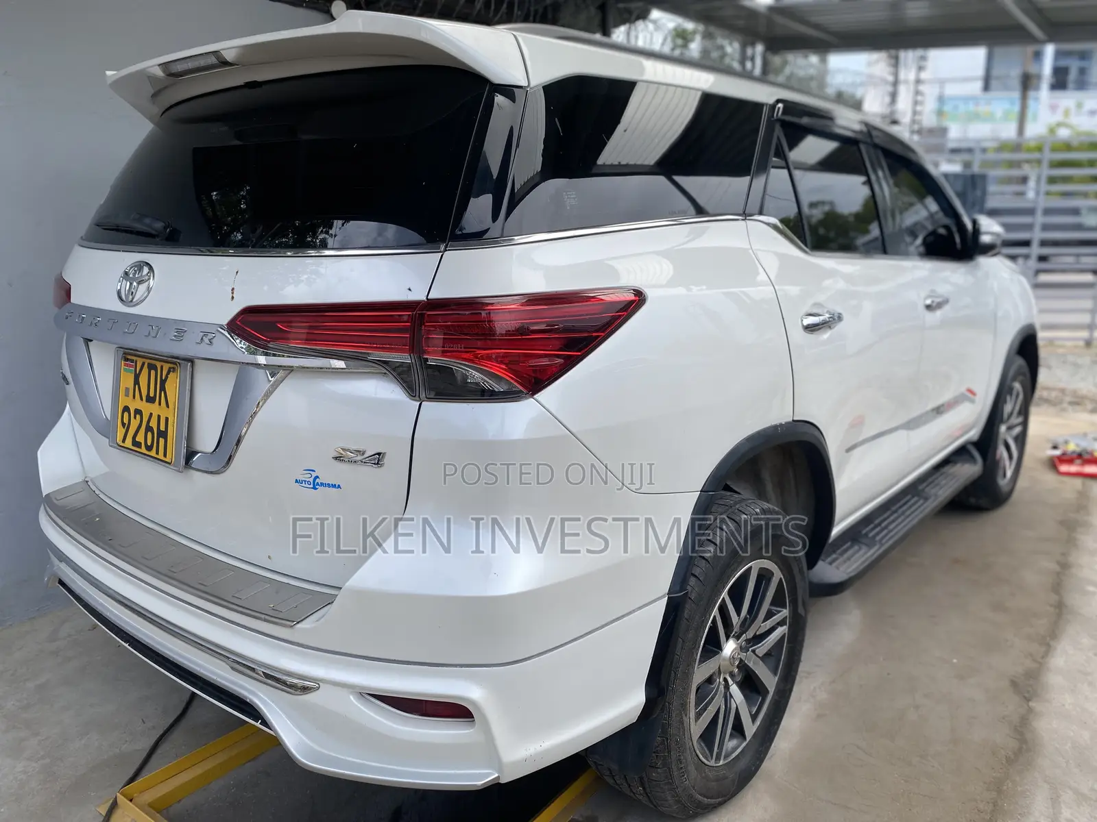 Toyota Fortuner 2.8 D AWD 2016 White
