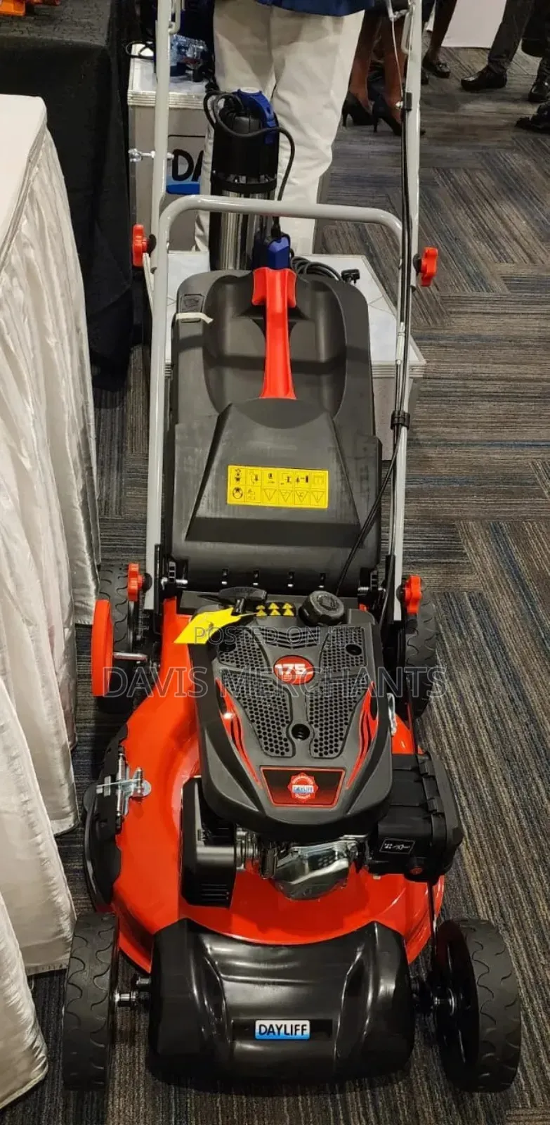 Petrol Lawn Mower Machine