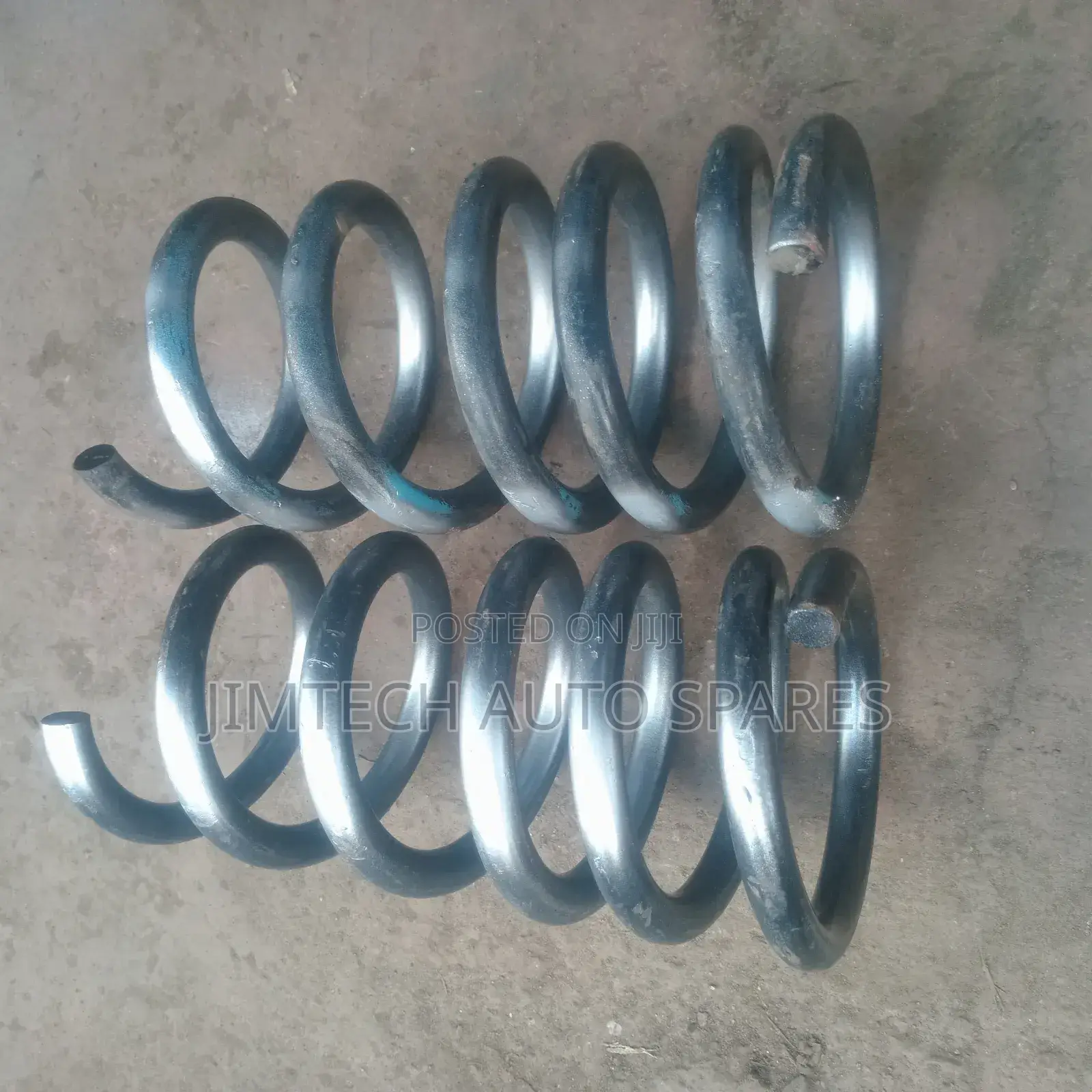 Toyota Voxy Rear Heavy Duty Spring