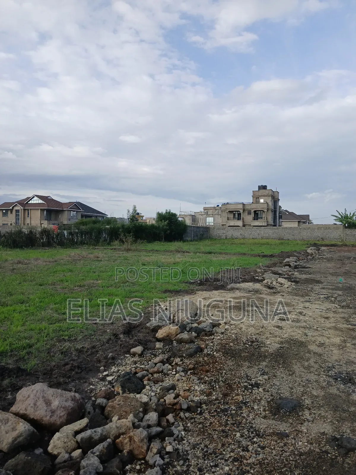 Kahawa Sukari C(Kamakis) 50"×80" Title at 4.6M Negotiable