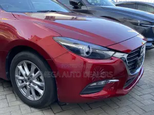 Mazda Axela 2018 Red